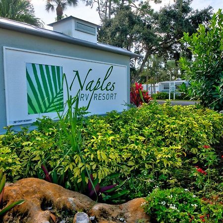 Naples Rv Resort Naples Manor Extérieur photo