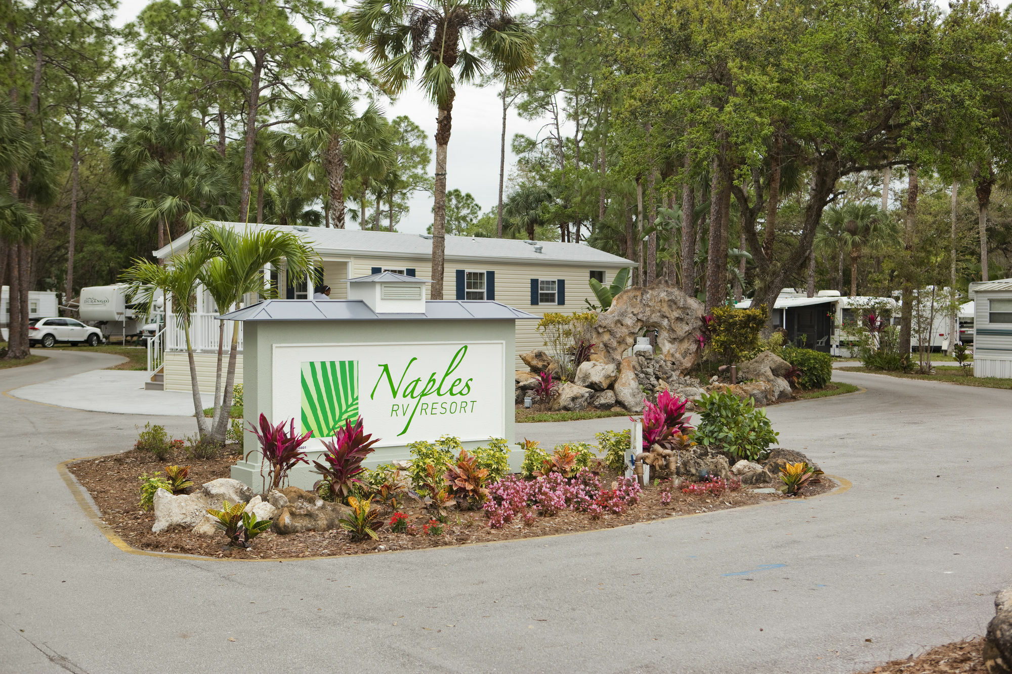 Naples Rv Resort Naples Manor Extérieur photo
