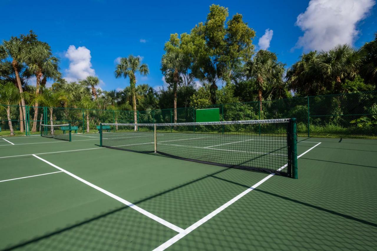 Naples Rv Resort Naples Manor Extérieur photo