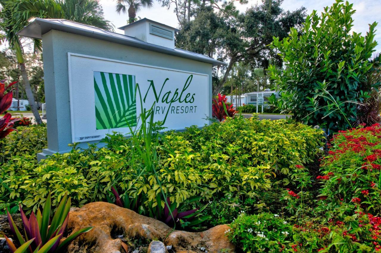Naples Rv Resort Naples Manor Extérieur photo