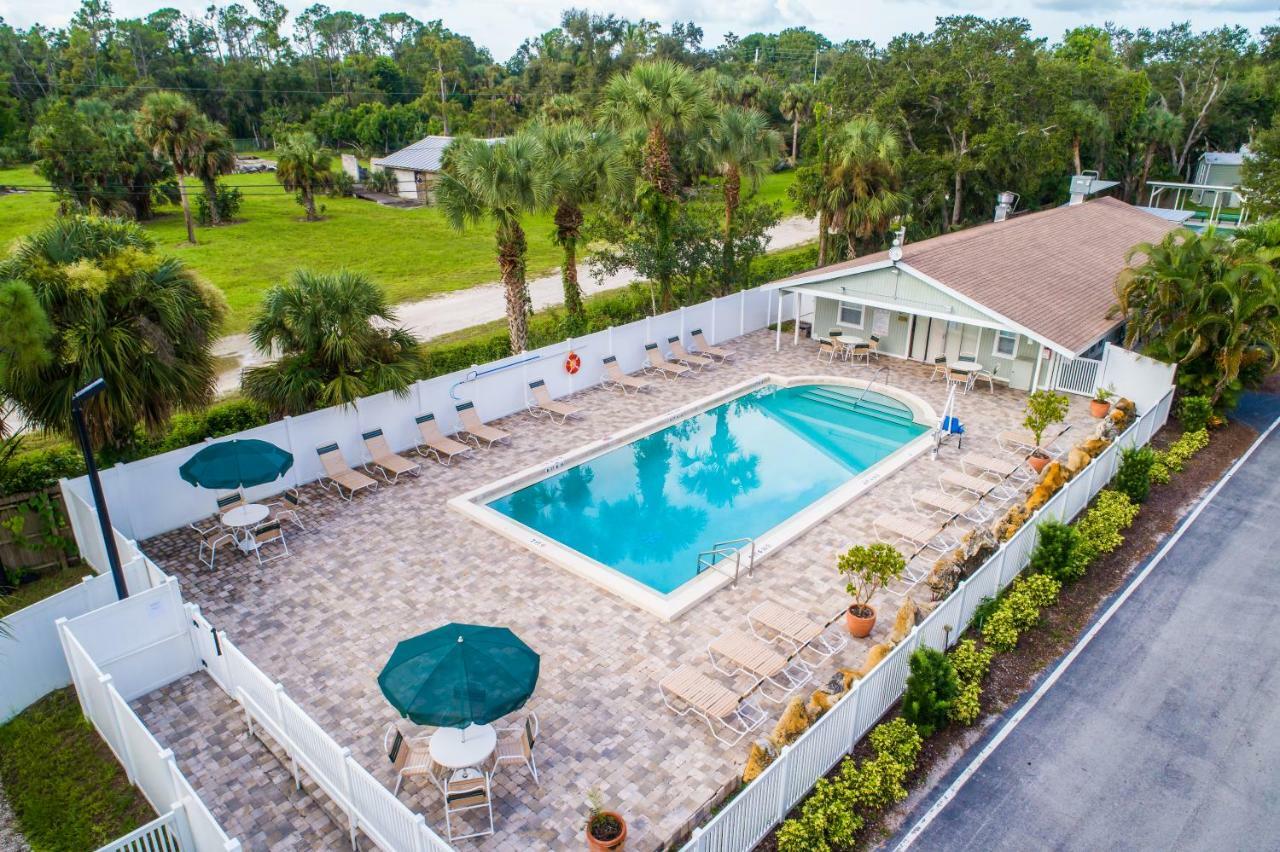 Naples Rv Resort Naples Manor Extérieur photo