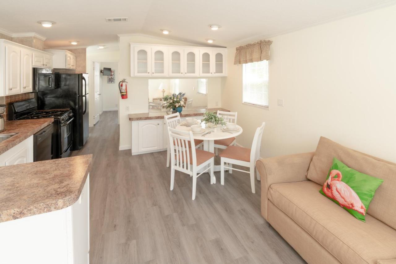 Naples Rv Resort Naples Manor Extérieur photo